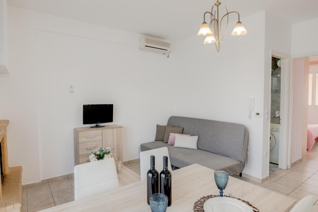 Sugar Blue - Apartments On The Beach Agios Vasilios  Экстерьер фото