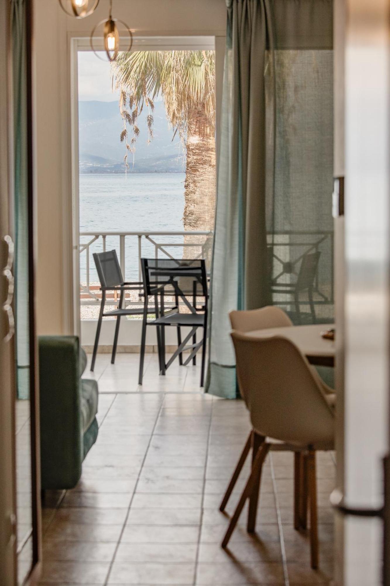 Sugar Blue - Apartments On The Beach Agios Vasilios  Экстерьер фото